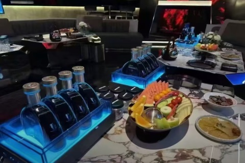 哈密市区大型KTV招聘包房模特礼仪，报销机票诚意足，安心入职